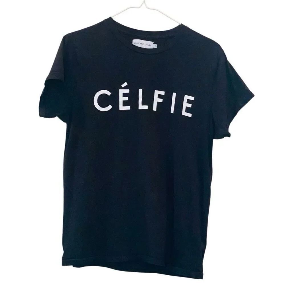 Sincerely Jules Crew Neck Celfie Short Sleeve Graphic Cotton T-shirt Black Small